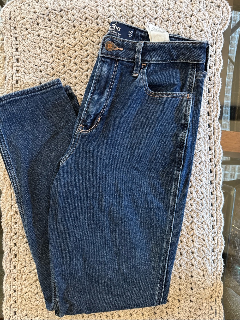 Hollister High-Rise Mom Jeans | Dark Wash | W27 L27 | Vintage Stretch